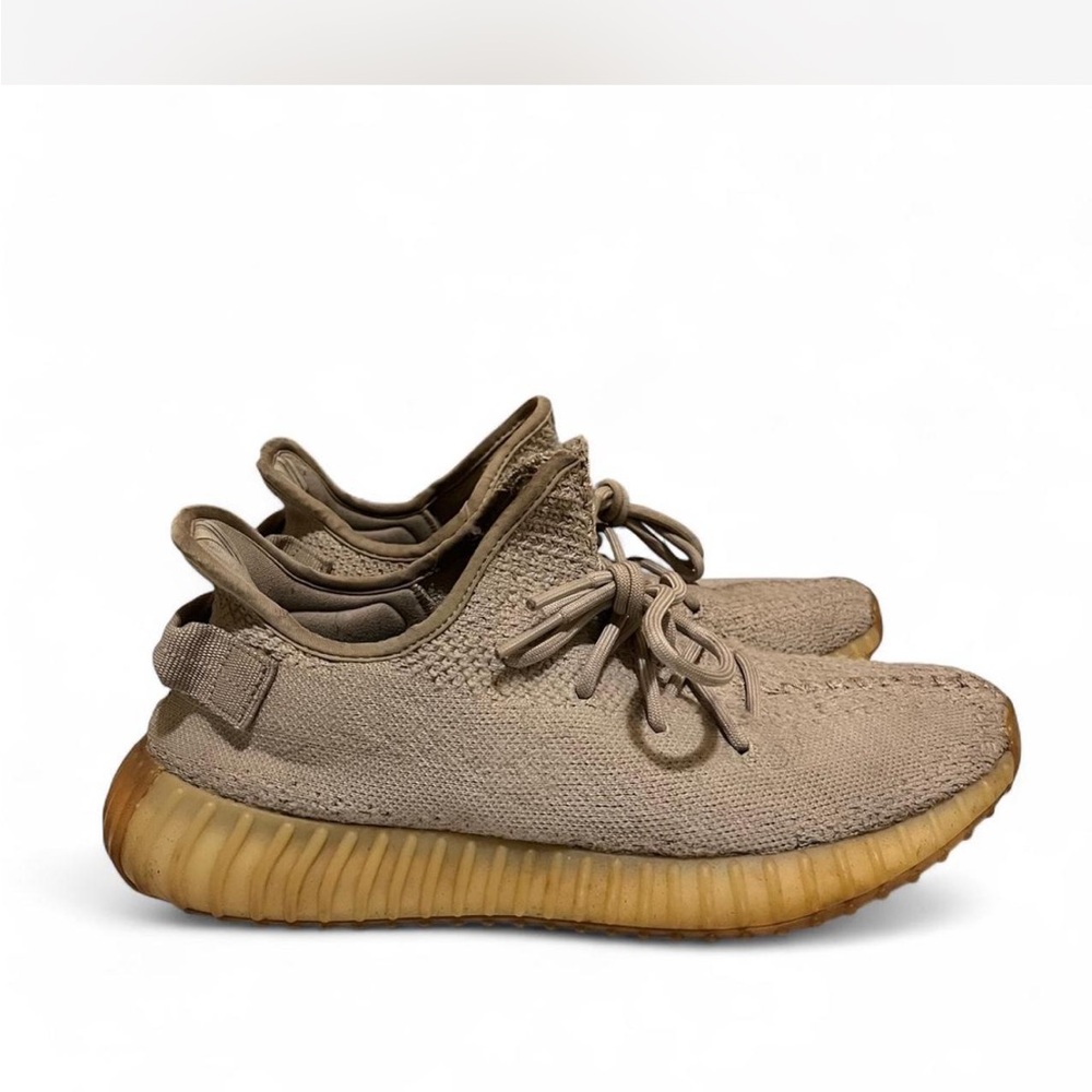 Adidas Yeezy Sesame color size 10.5